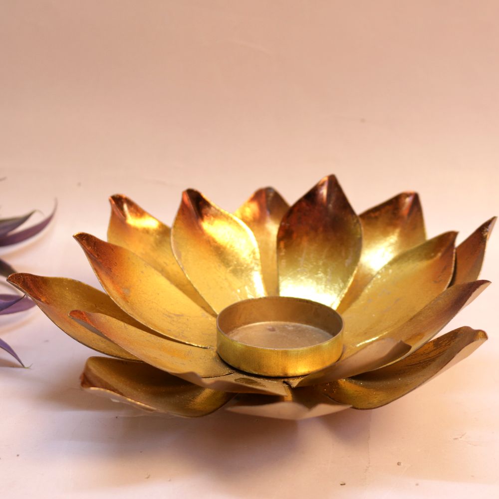 Tealight Holder- Glass Lotus