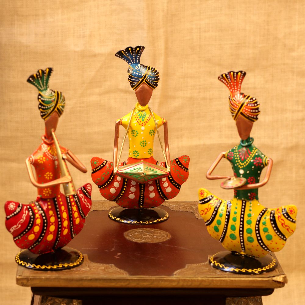 IRON PAINTED MUSICAL SITTING MAN MINI SET OF 3