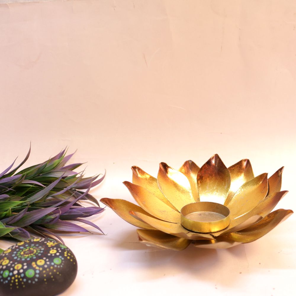 Tealight Holder- Glass Lotus