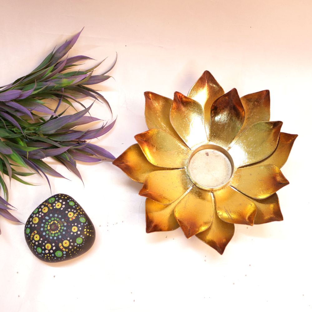 Tealight Holder- Glass Lotus
